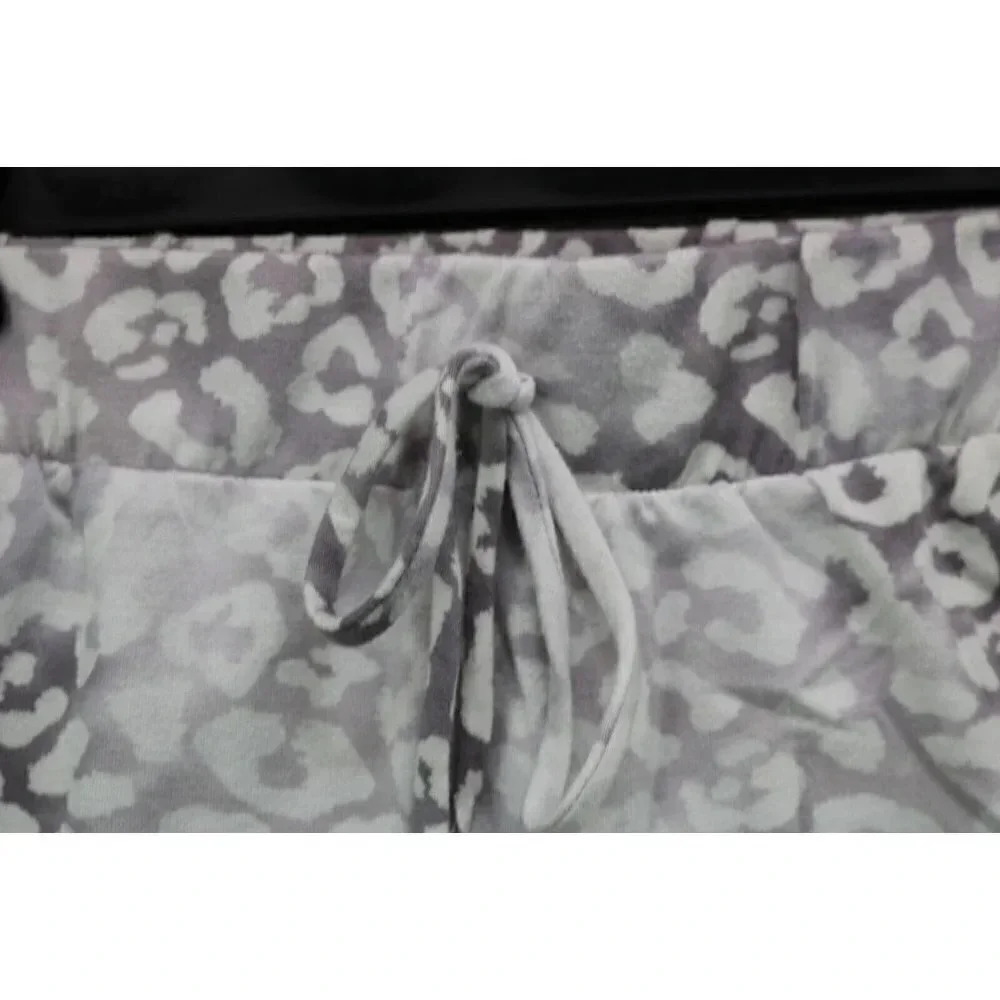 143 Story by Line Up Women's Pajamas-Shorts-Small-Pockets - Picture 9 of 11